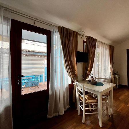 Palmasera Charming Rooms Cala Gonone Exterior foto