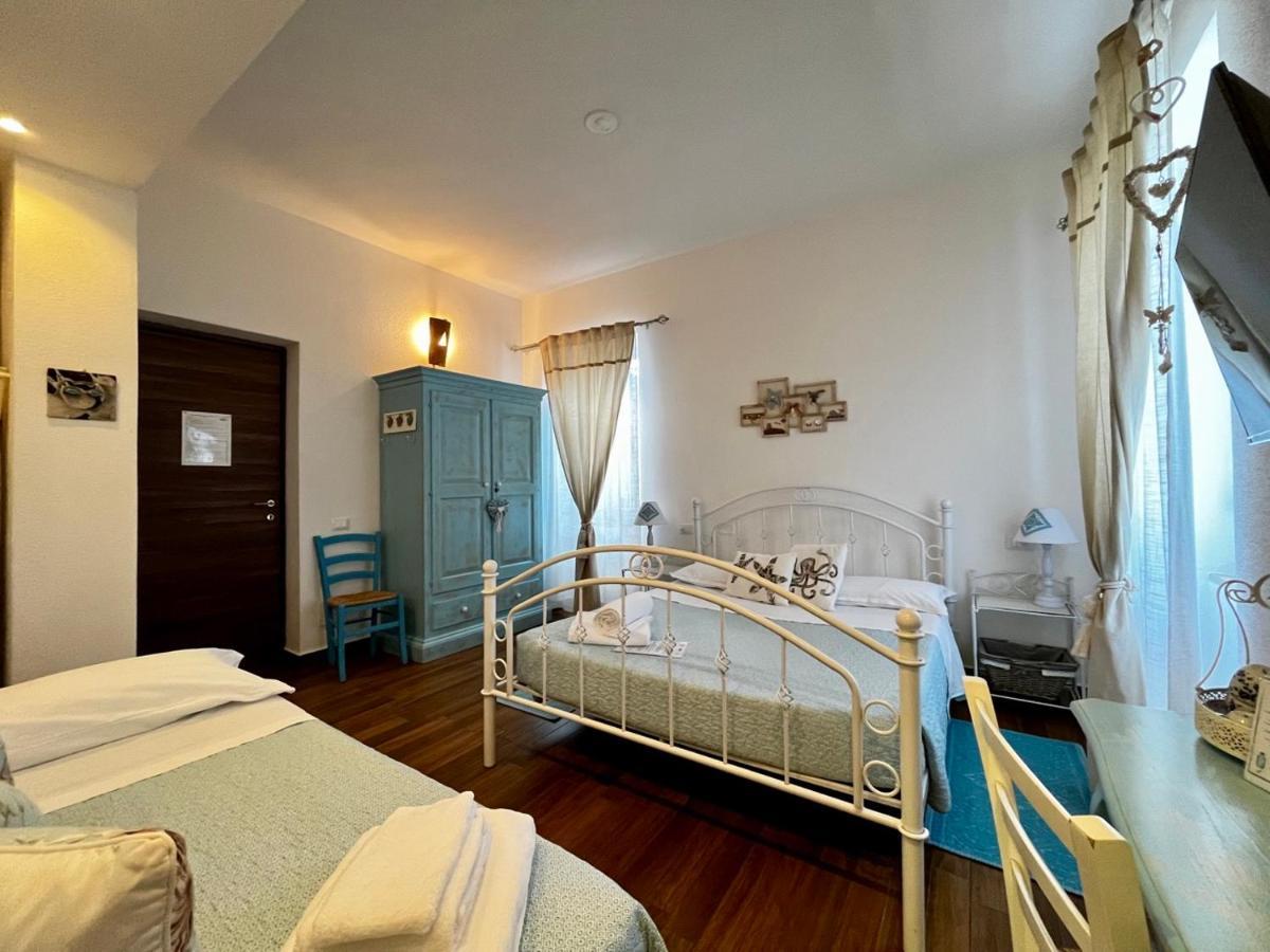 Palmasera Charming Rooms Cala Gonone Exterior foto