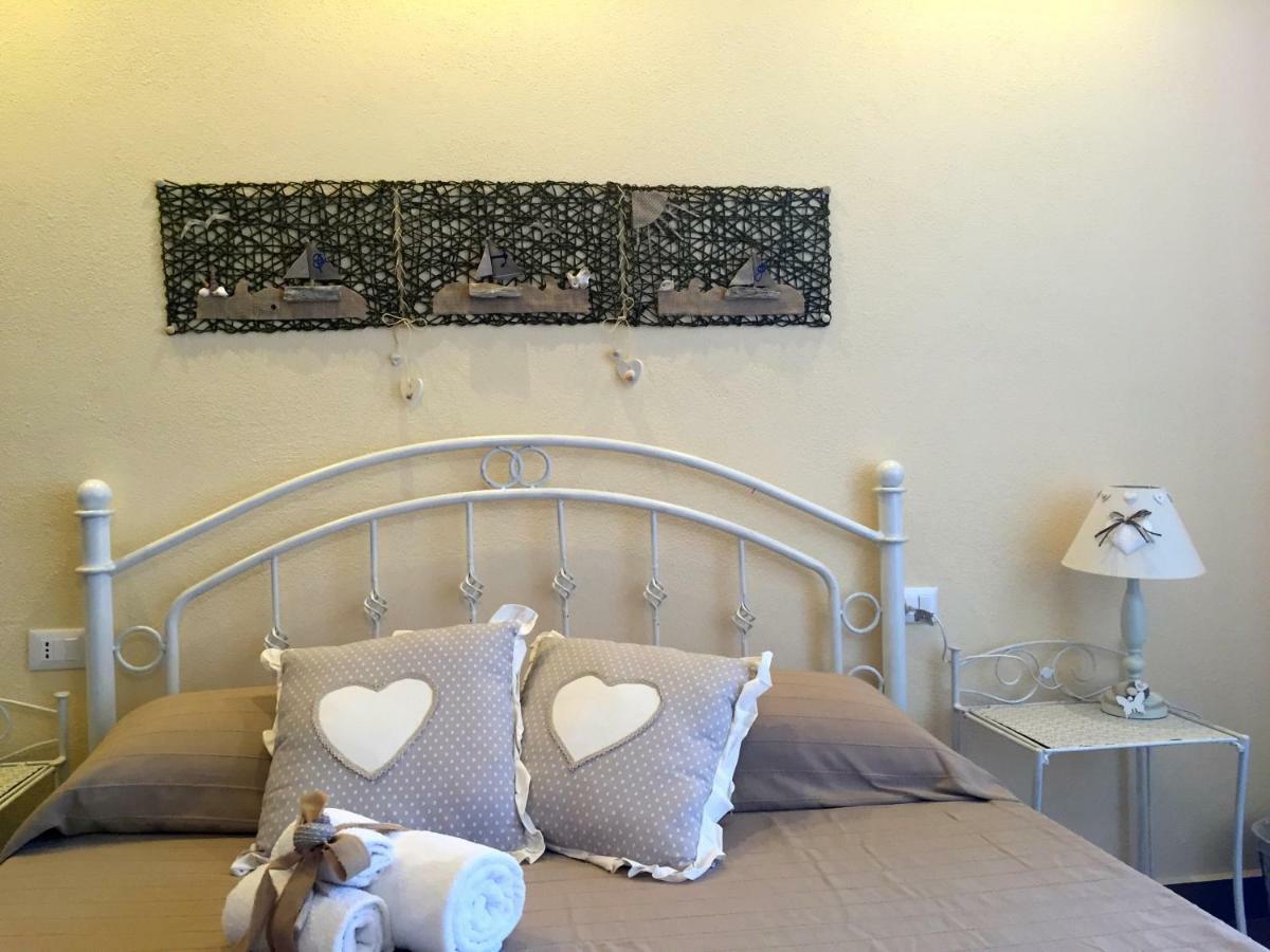 Palmasera Charming Rooms Cala Gonone Exterior foto