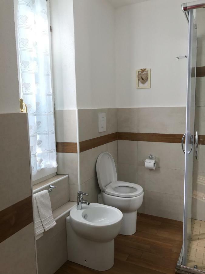 Palmasera Charming Rooms Cala Gonone Exterior foto