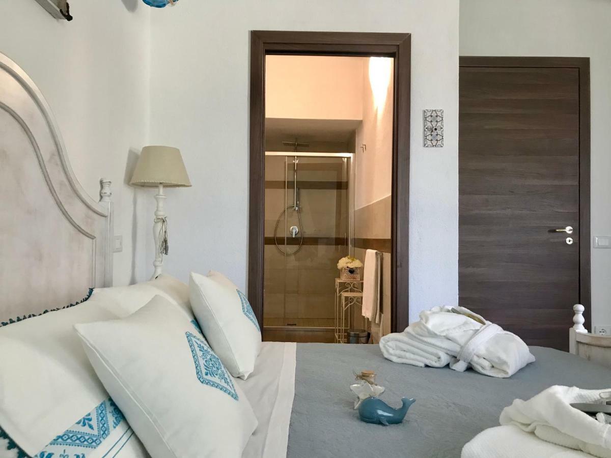 Palmasera Charming Rooms Cala Gonone Exterior foto