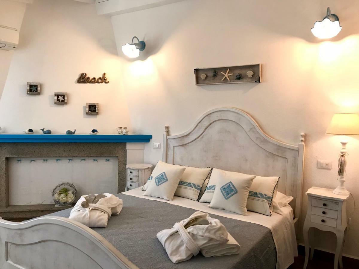 Palmasera Charming Rooms Cala Gonone Exterior foto